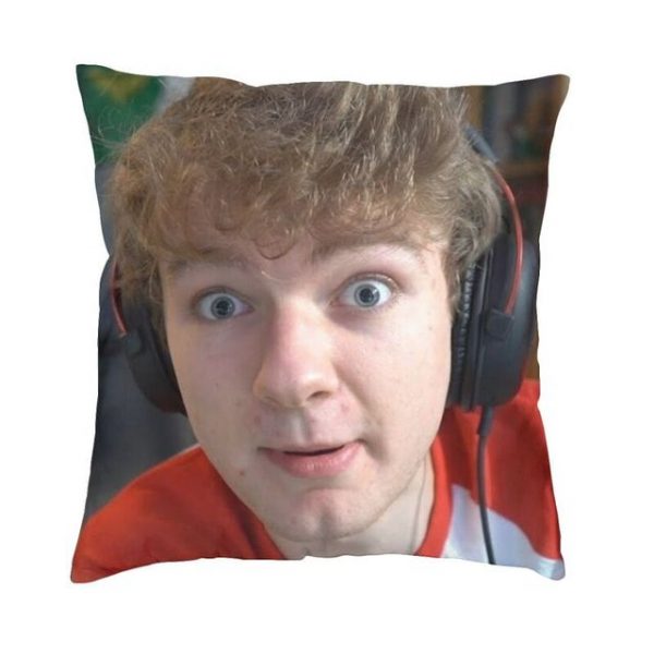 tommyinnit-pillows-tommyinnit-surprised-huh-face-throw-pillow